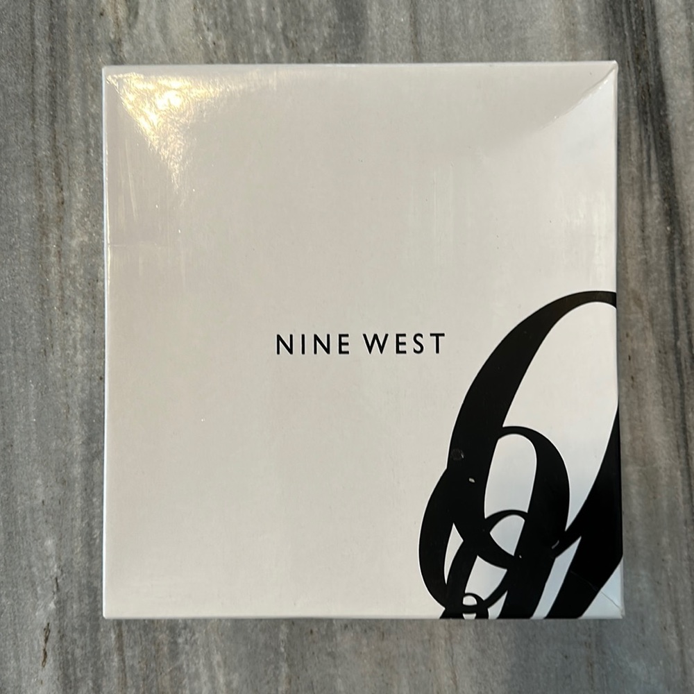 Nine West boot with heel